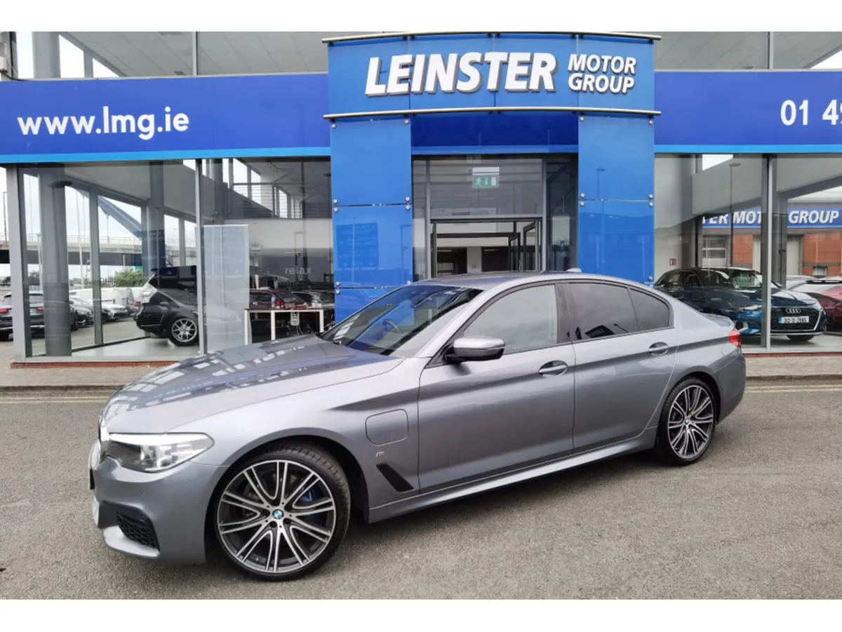 BMW 5-Series 530E M SPORT **HARMON/KARDON** - FINA - Image 1