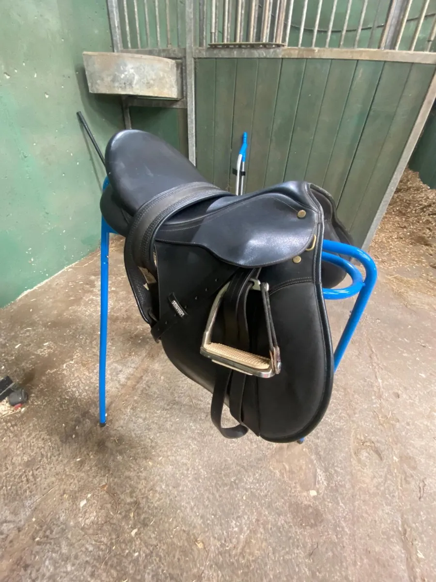 Horse tack - Image 1