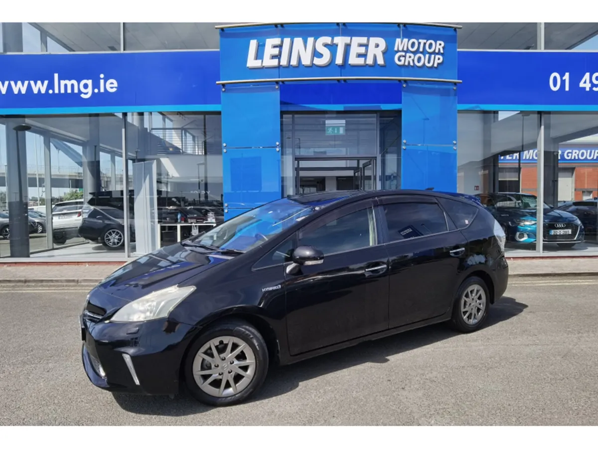 Toyota Prius 1.8 ALPHA AUTOMATIC **7 SEATER** PETR - Image 1