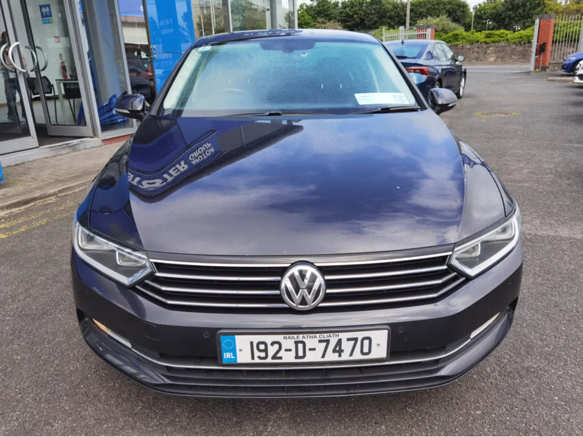 Volkswagen Passat 2.0TDI COMFORTLINE 150BHP - FINA - Image 2