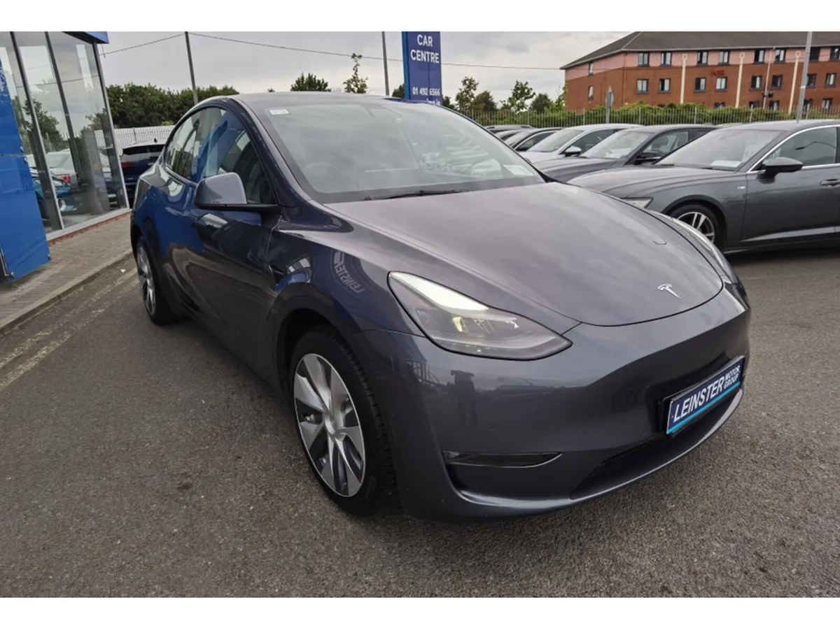 Tesla Model Y LONG RANGE DUAL MOTOR AWD - FINANCE - Image 3