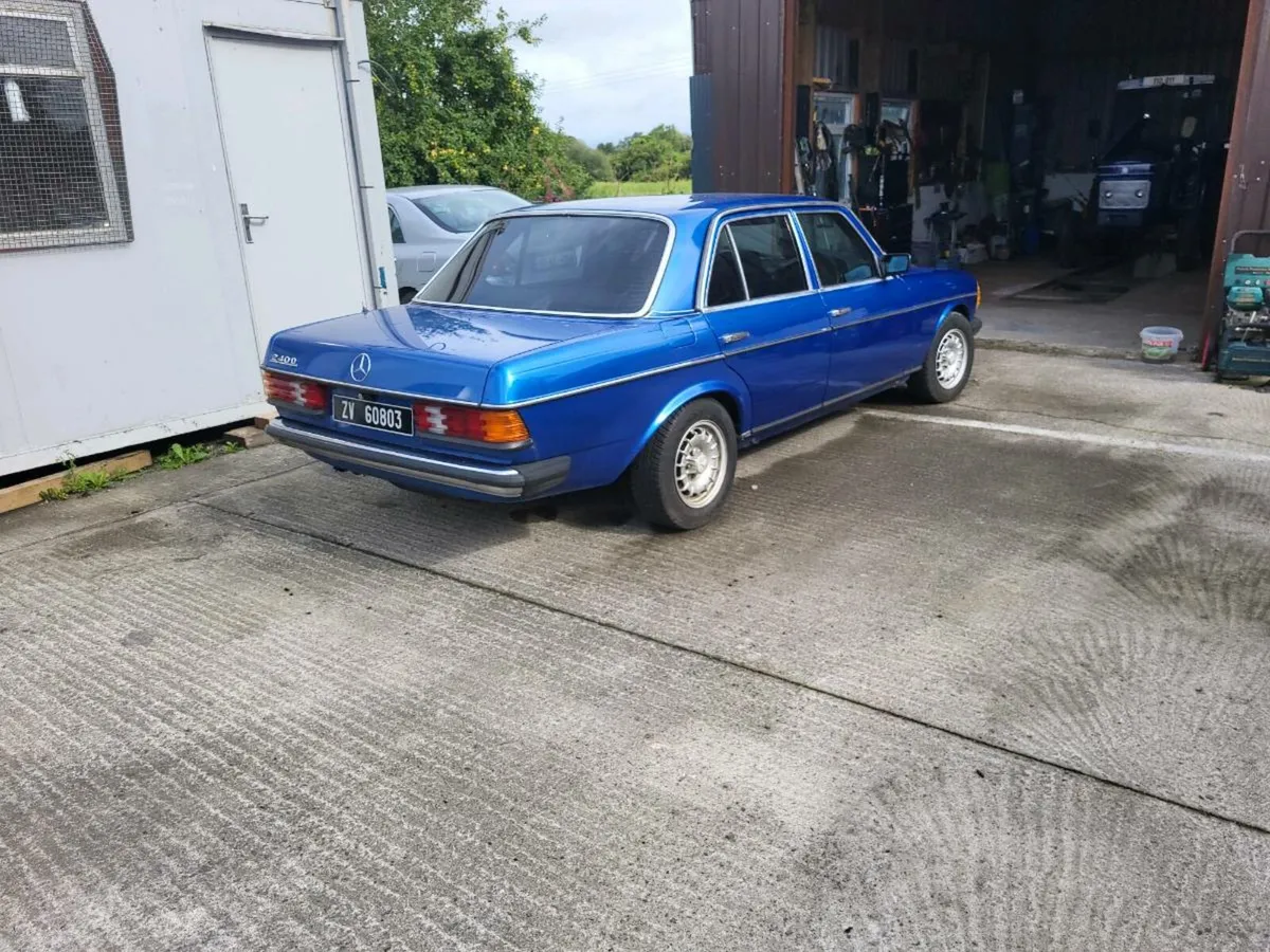Vintage Mercedes car 240D 1982 - Image 2