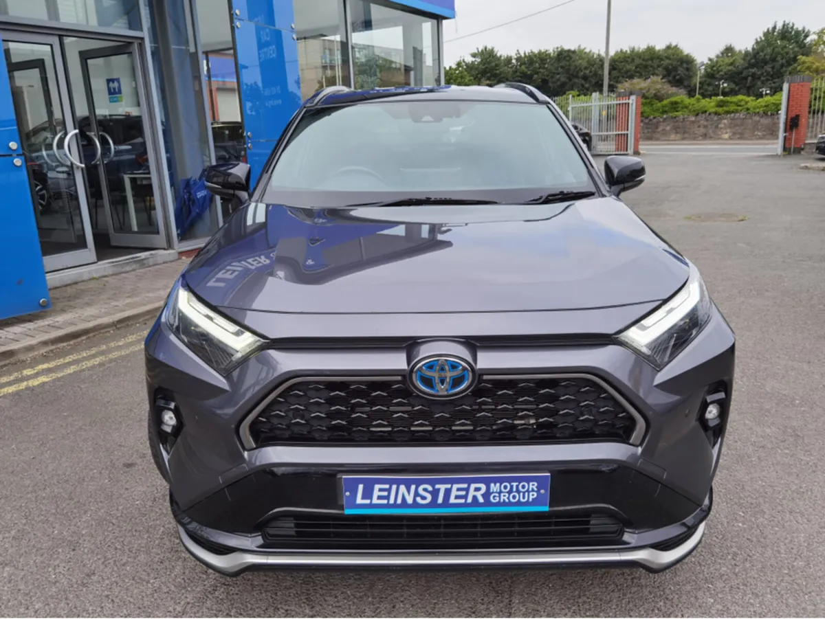 TOYOTA RAV4 2.5 DYNAMIC AWD PETROL PLUG-IN HYBRID - Image 2