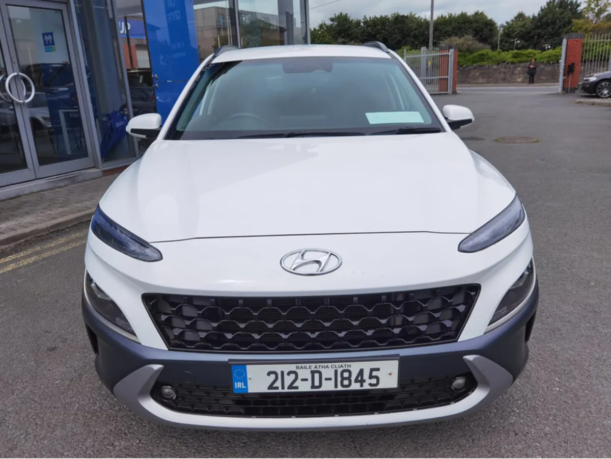 Hyundai KONA 1.6 KAUAI EXECUTIVE DIESEL - FINANCE - Image 2
