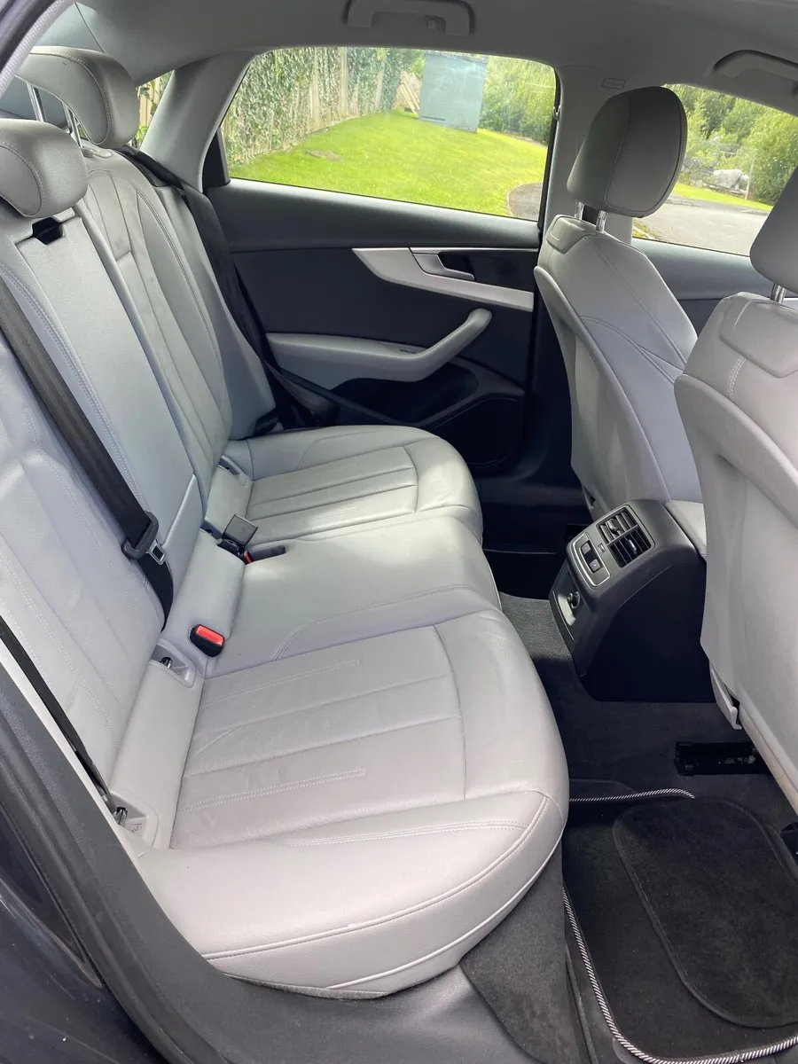Audi A4 2017 - Image 3