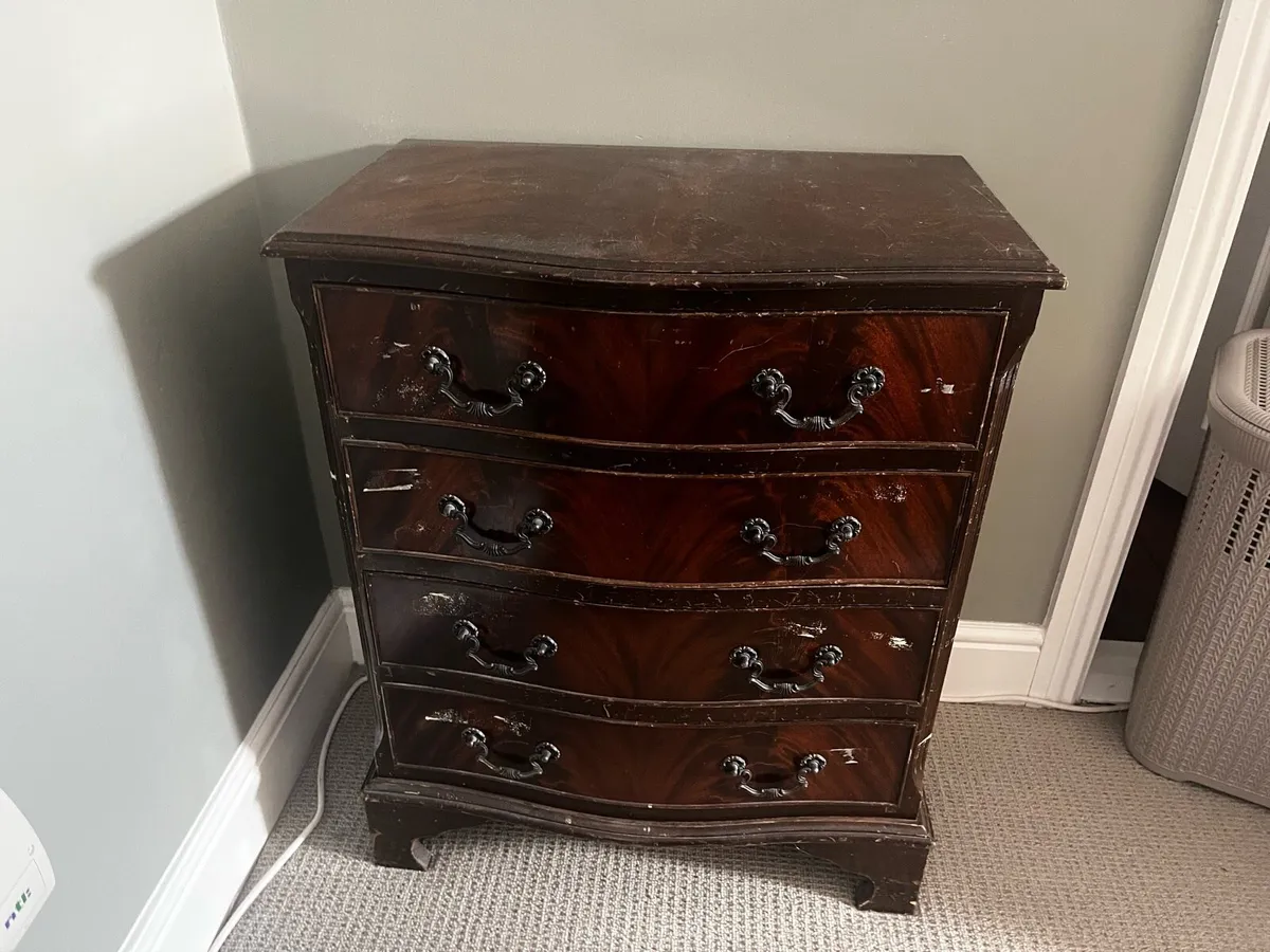 antique wooden chest of drawers - Image 1