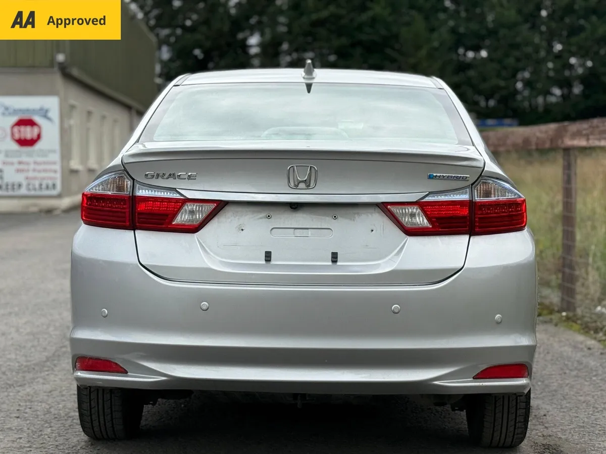 🌟 2016 Honda Grace 1.5 Hybrid EX 🌟 - Image 3