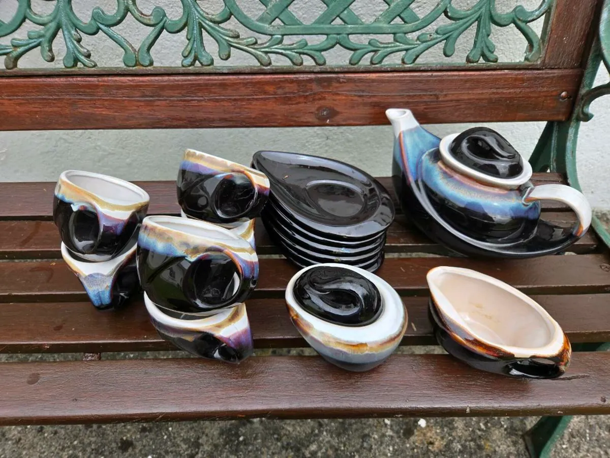 Porcelain Tea Set - Image 1