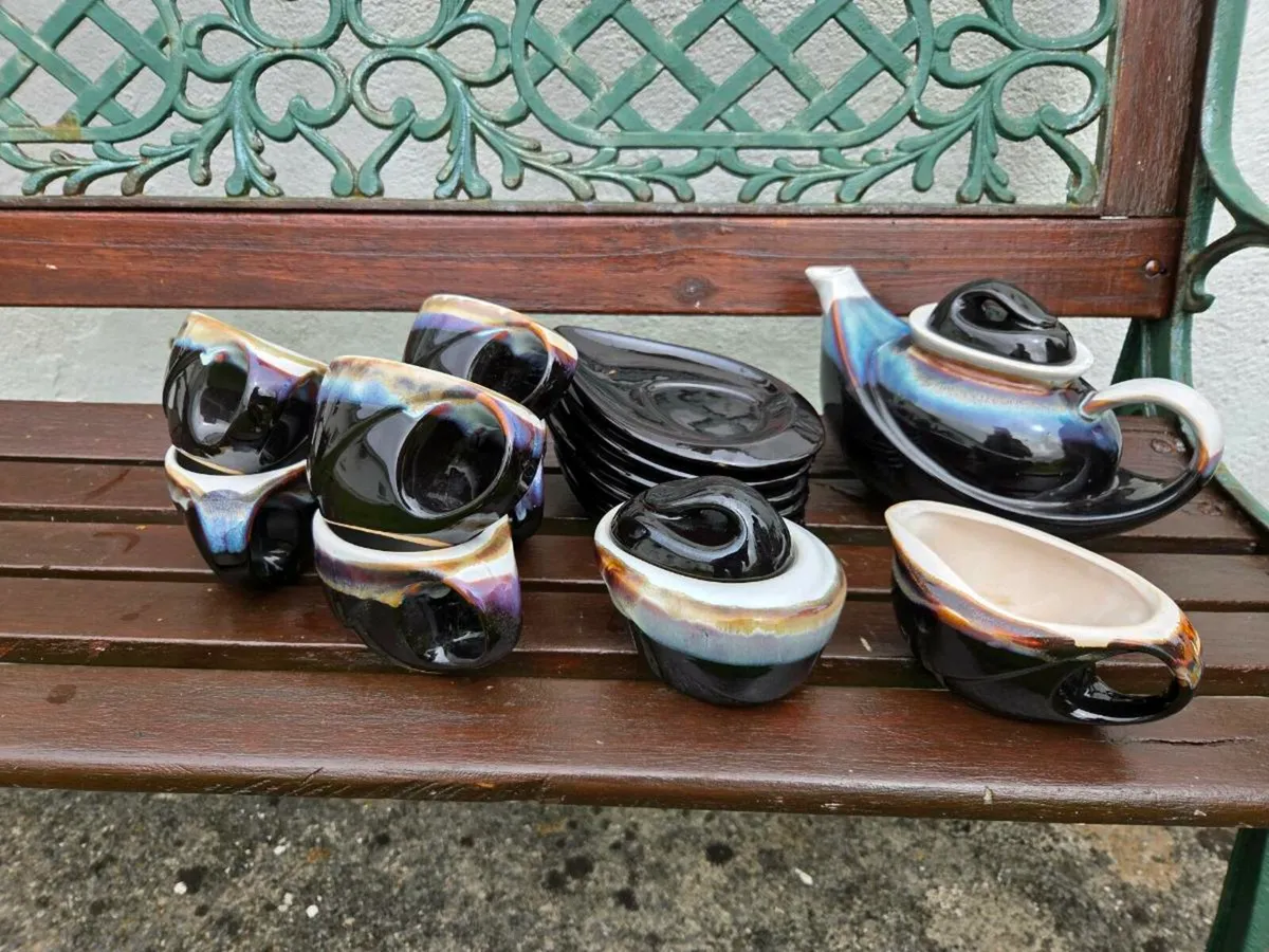 Porcelain Tea Set - Image 3