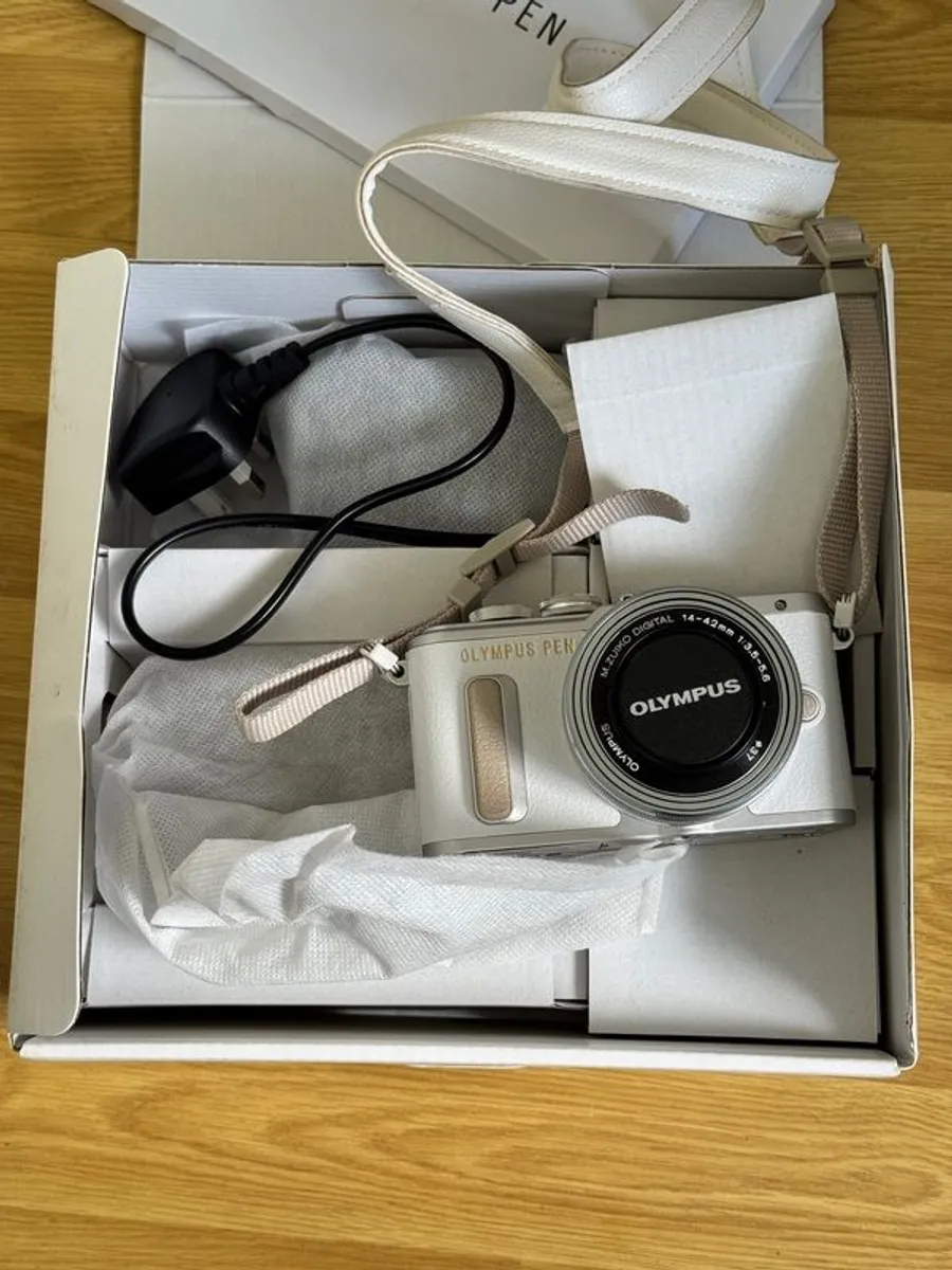 Olympus pen e-pl8 - Image 3