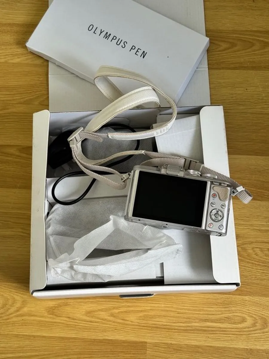 Olympus pen e-pl8 - Image 4