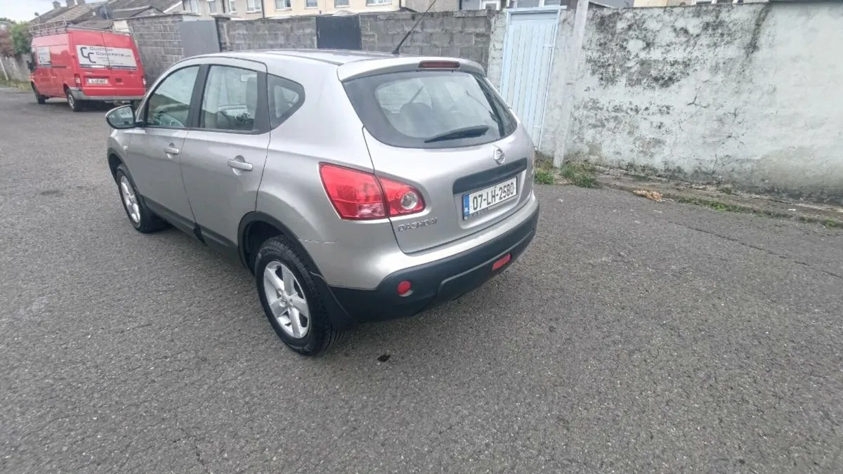 car - Image 3