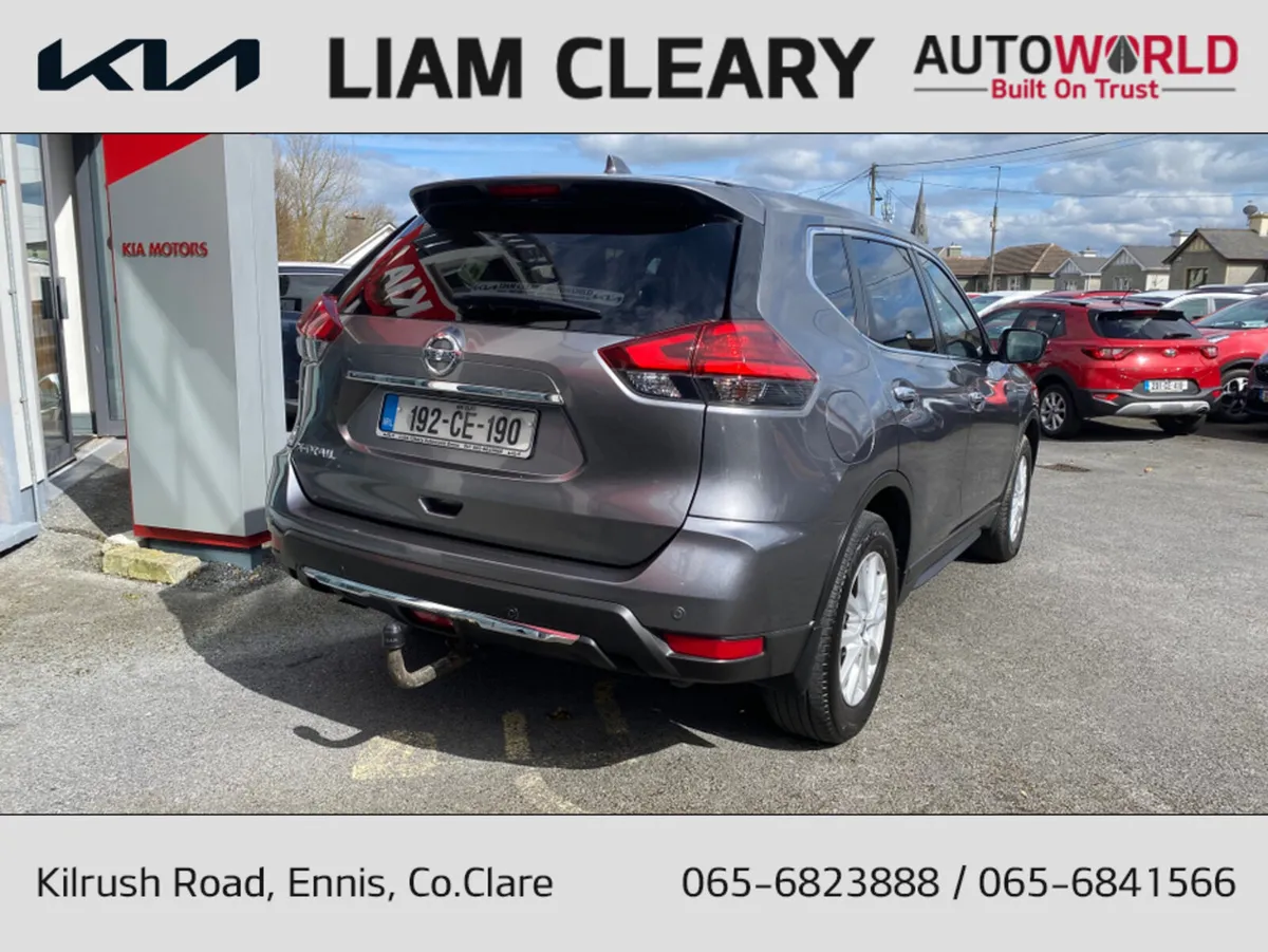 Nissan X-Trail 1.7 DSL SV 7 SEAT MY19 4DR - Image 3