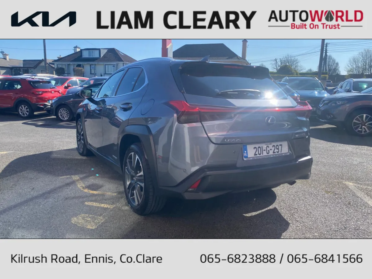 Lexus UX LUXURY FWD CAR PLAY ST 4DR AUTO - Image 3