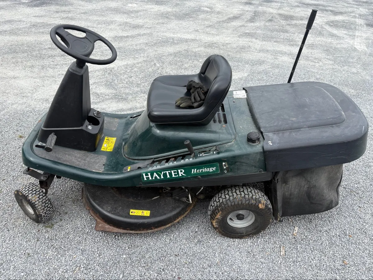 Ride on Mower - Hayter Heritage M10/30 - Image 1