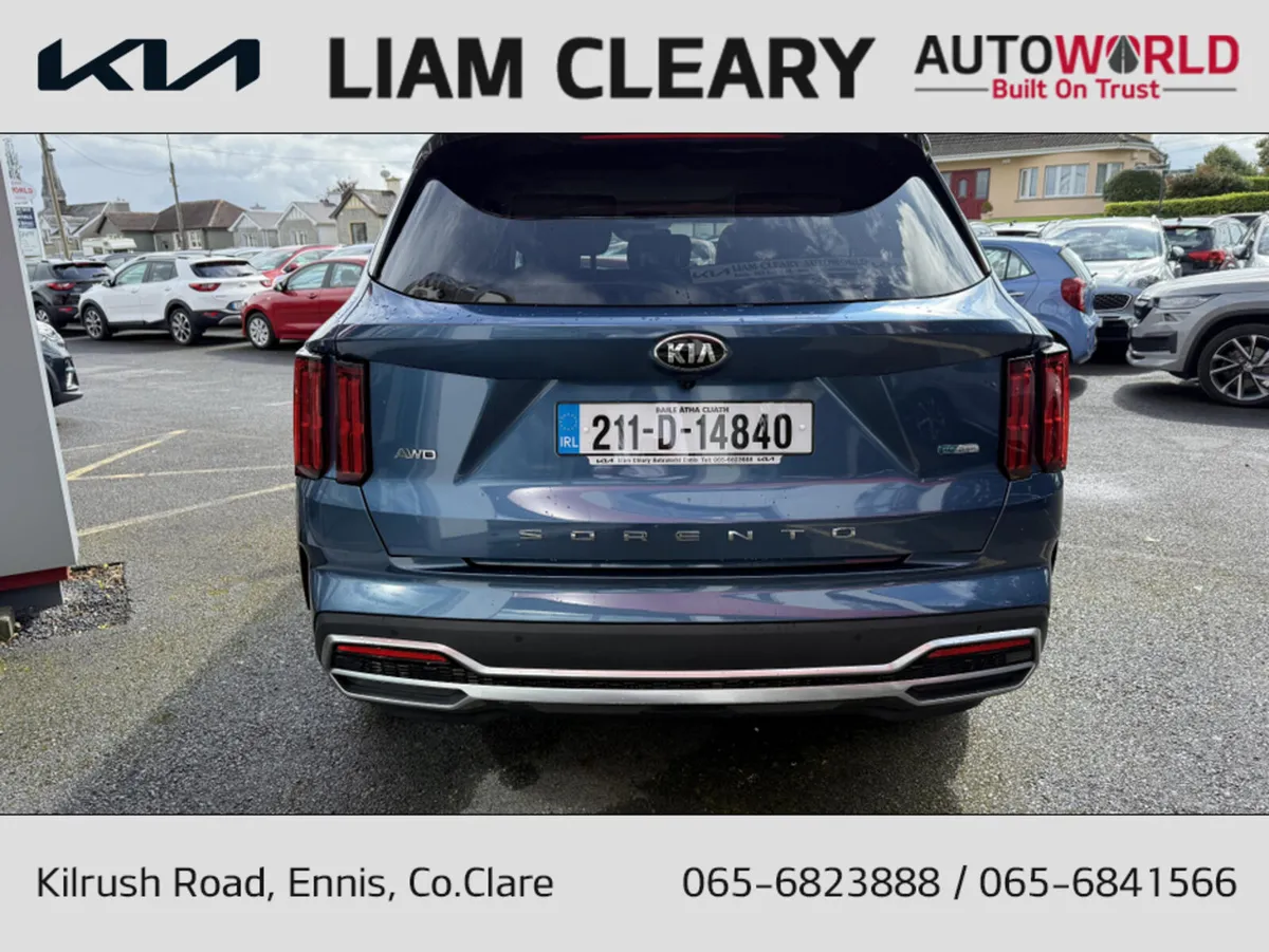 Kia Sorento PHEV K4 5DR AUTO - Image 4