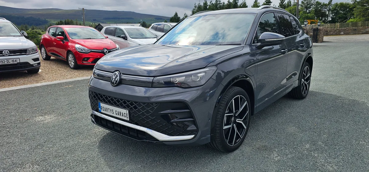 Volkswagen Tiguan R-LINE TSI PHEV 2025 - Image 1