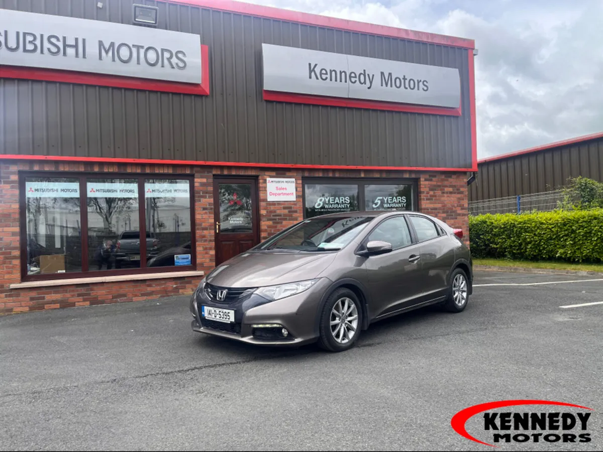 Honda Civic 2.2 I-DTEC ES 4DR - Image 1