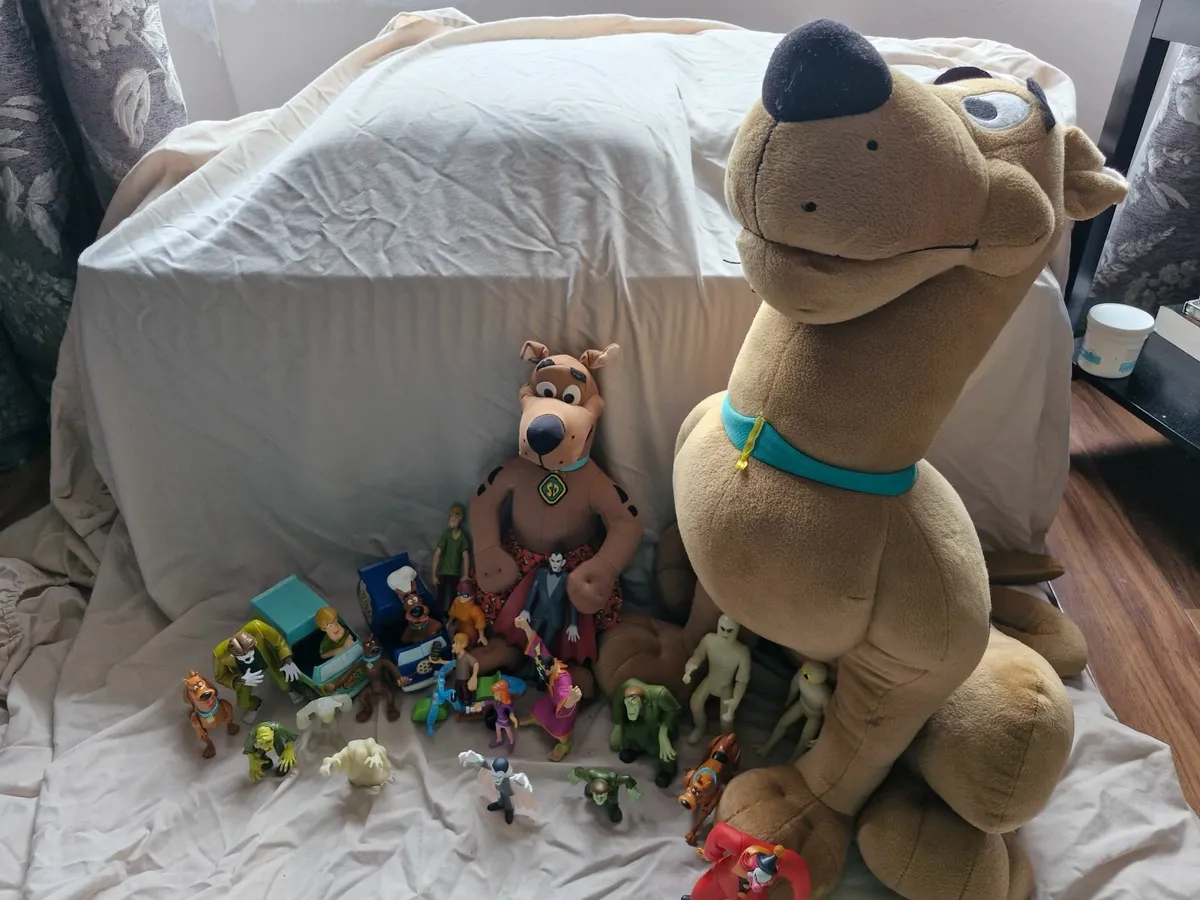 Toys - Image 1