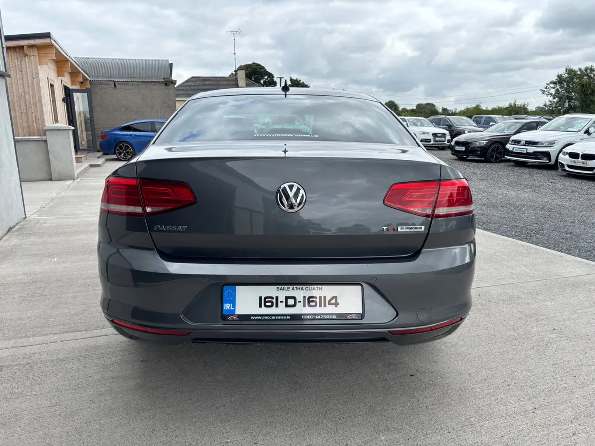 STUNNING 2016 VOLKSWAGEN PASSAT 1.6L 120BHP - Image 4
