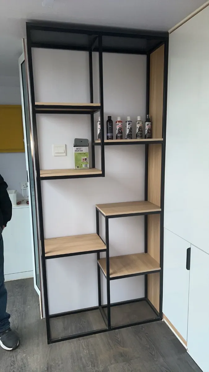 Shelving unit - Image 1
