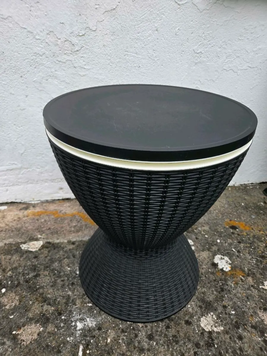 Garden Bar Side Table Cooler Bar - Image 1