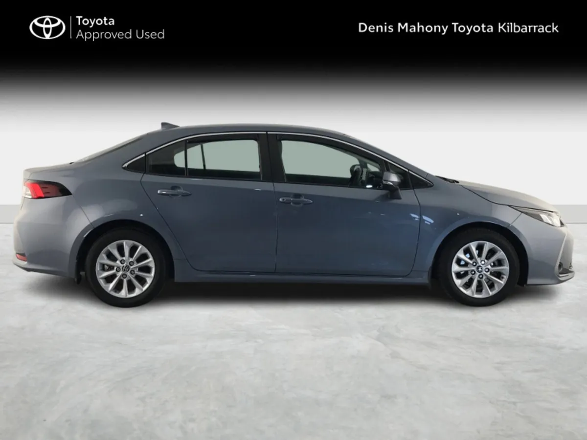 Toyota Corolla LUNA HYBRID - Image 3