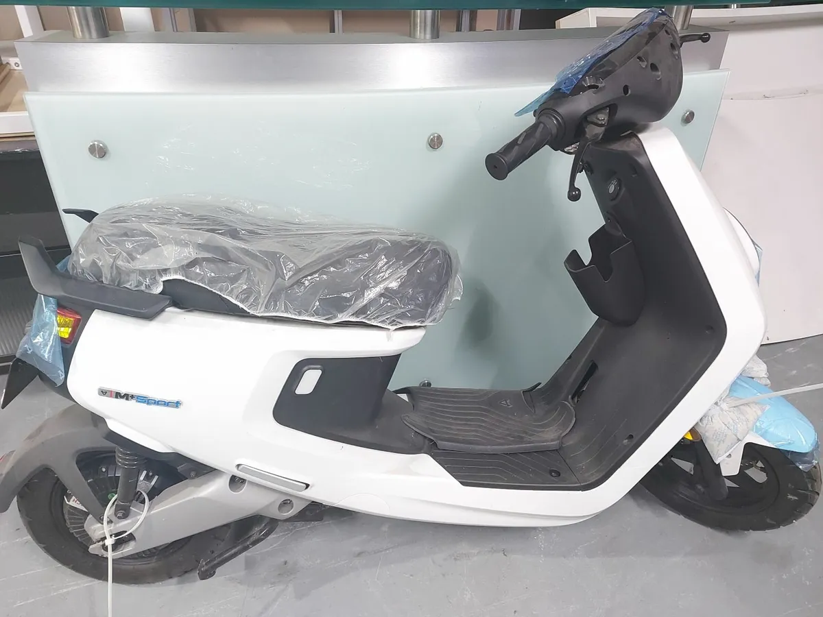 Online Auction Of A White Niu Moped & More! - Image 1