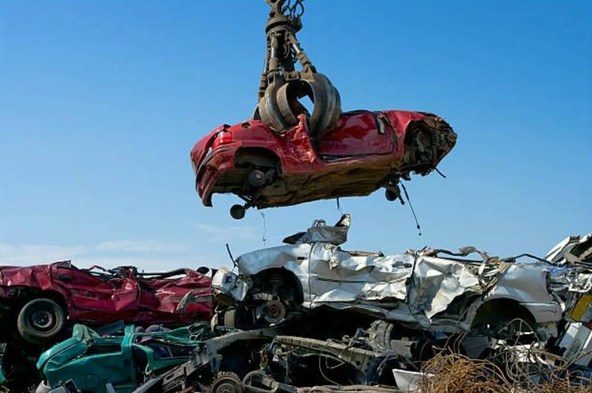 Unwanted  Old cars removed - Image 1