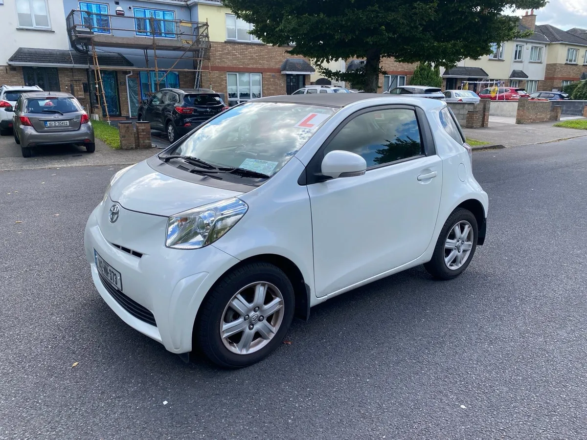 Toyota IQ 2014 1.0 8.2kmiles  manual petrol - Image 2