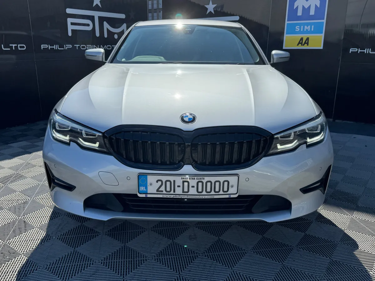 BMW 330e SE Pro G20 Auto 288HP - Image 4