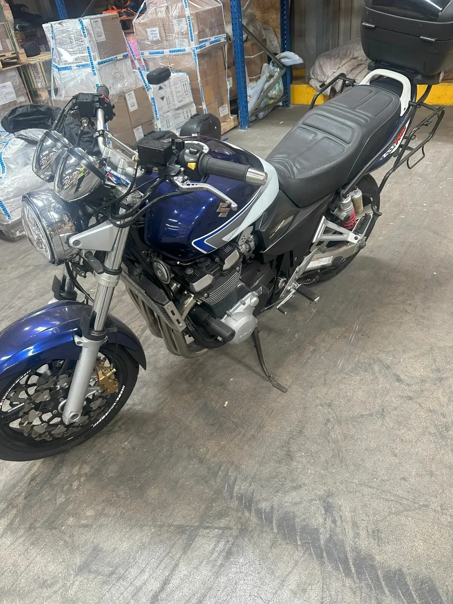 Suzuki GSX 1400 - Image 4