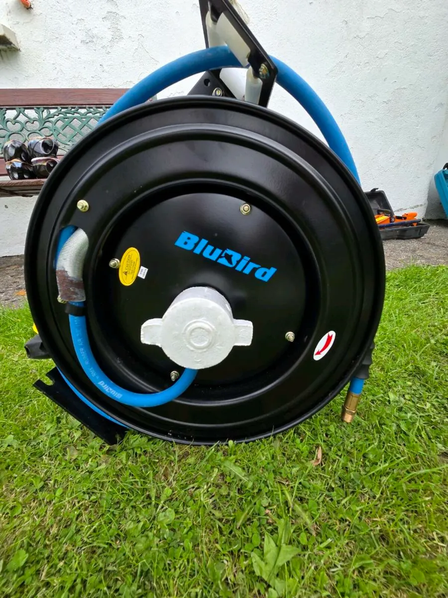 Bluebird Retractable Air Hose Reel 3/8 inch, 50 ft - Image 1