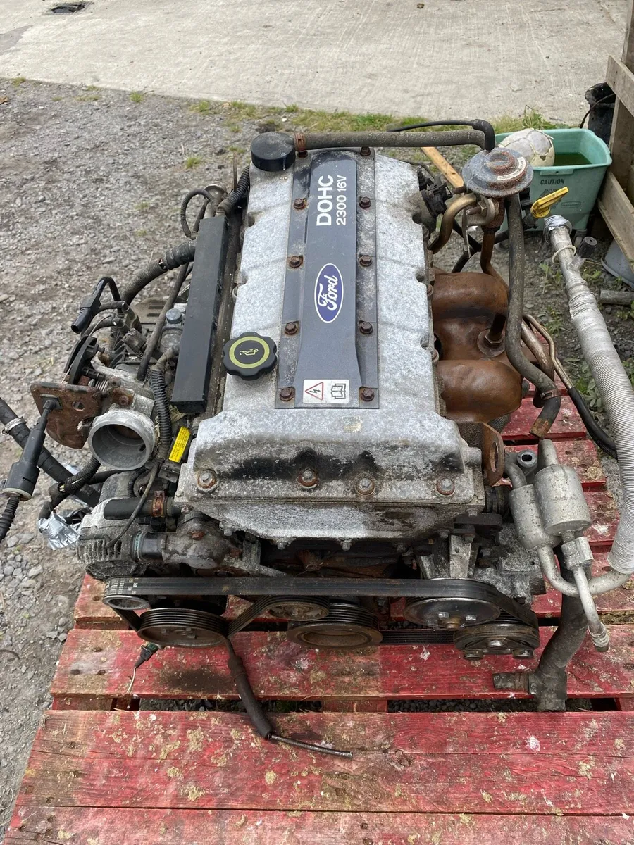 Ford engine - Image 1