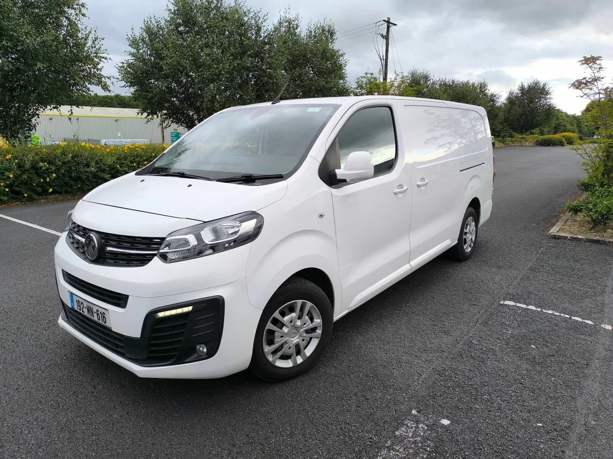 Vivaro  Top Spec Sportive - Image 2