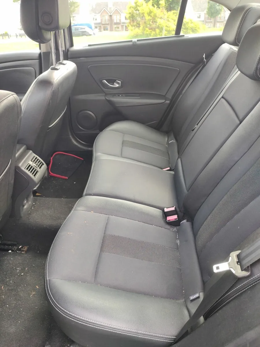 Renault Fluence 2011 - Image 3