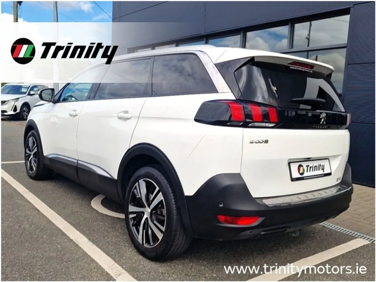Peugeot 5008 7 Seat 1.5 Bluehdi 130BHP Allure Tri - Image 3