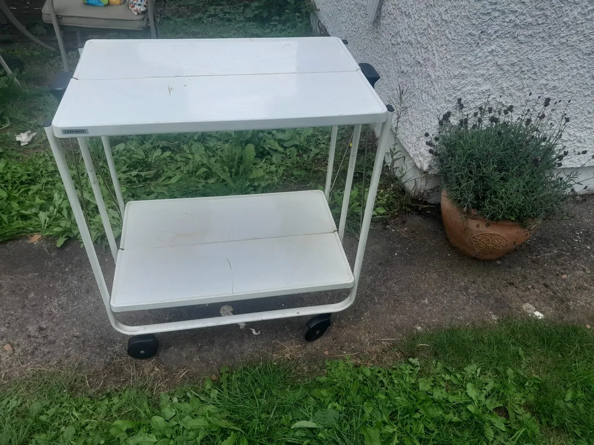 Wheelie cart table - Image 2