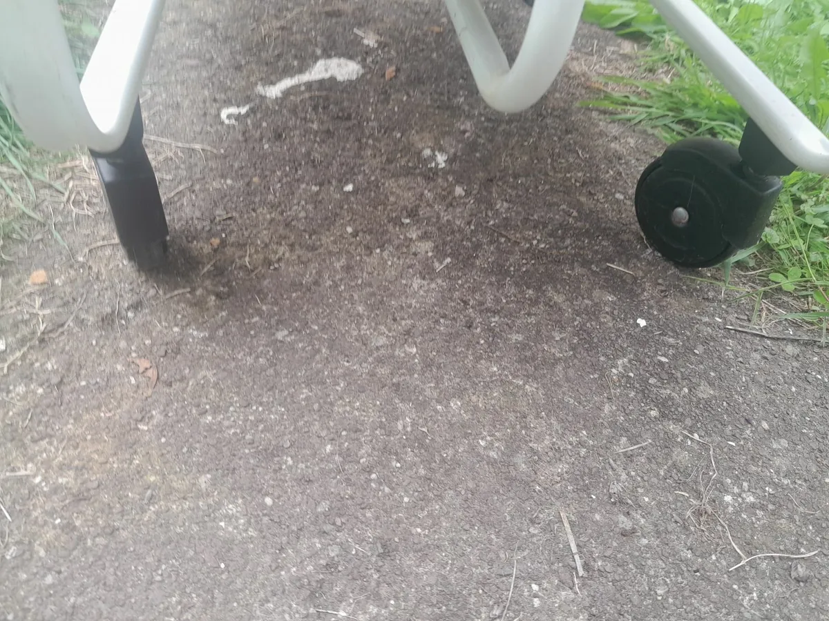 Wheelie cart table - Image 4