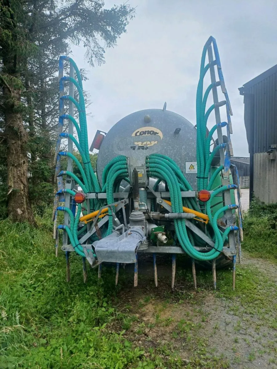 2000 gallon Conor slurry tank - Image 1