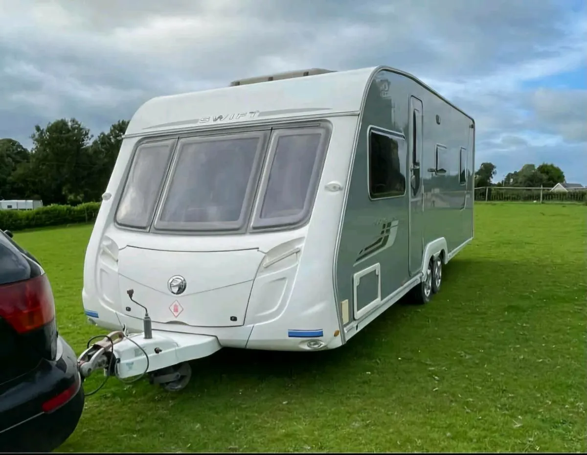 SWIFT CONQUEROR 645 - Image 4