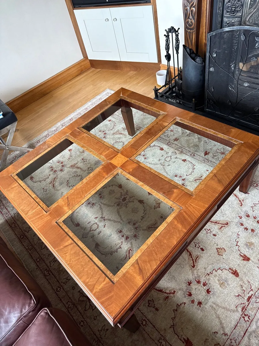 Mahogany Grandeur coffee table - Image 3