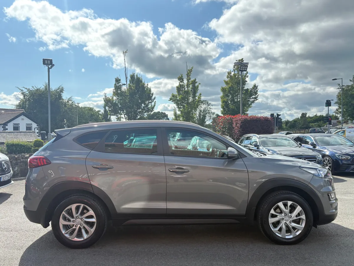 192 Hyundai Tucson Executive 1.6 Diesel *Low Kils* - Image 4
