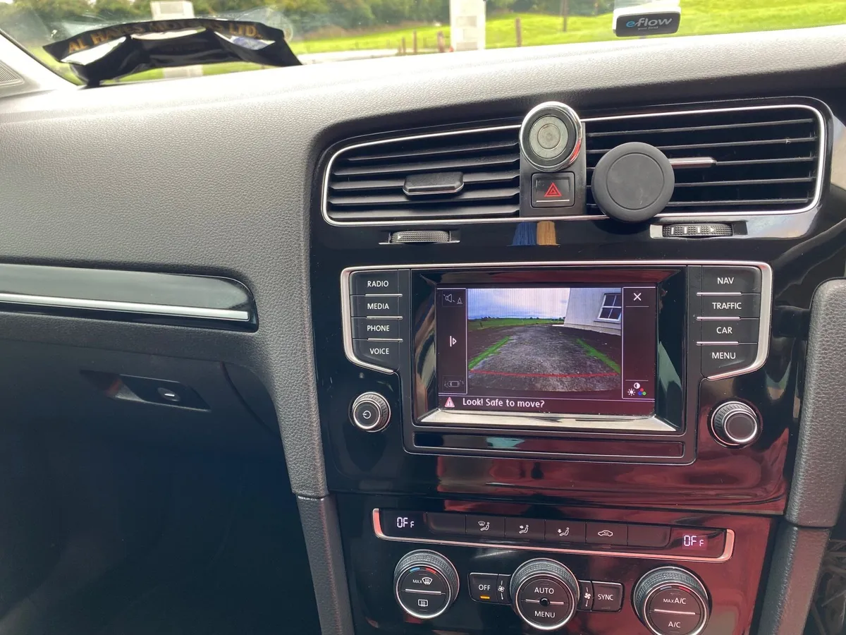Volkswagen Golf Highline TDI - Image 4
