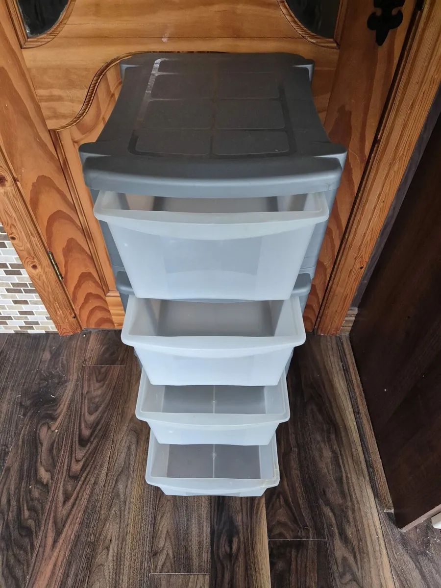 Storage unit - Image 2