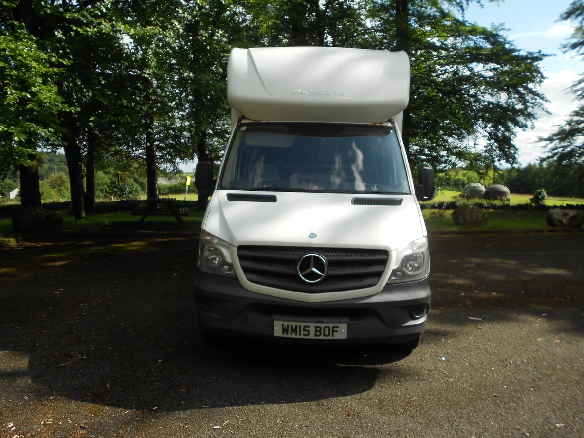 Mercedes-Benz Sprinter 2015 - Image 2