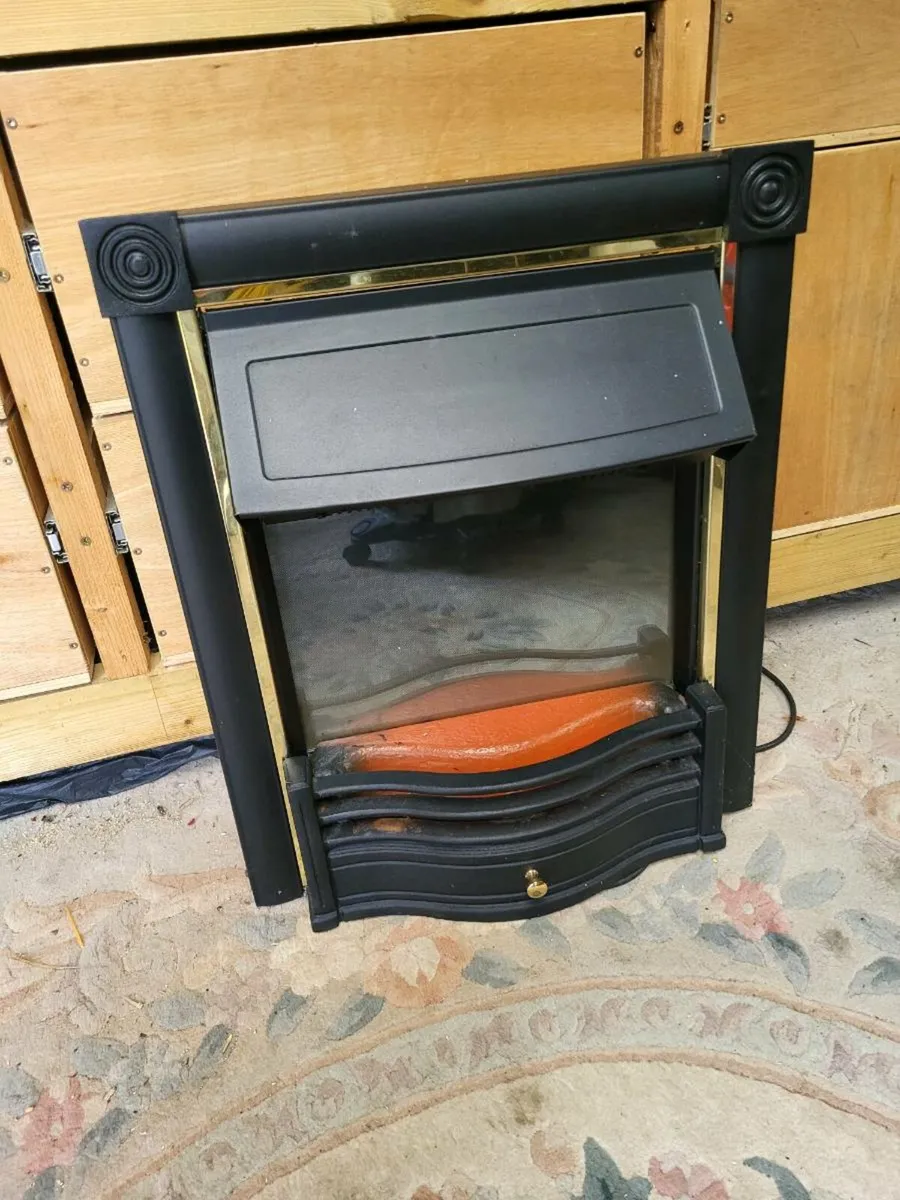 Insert fire - Image 1