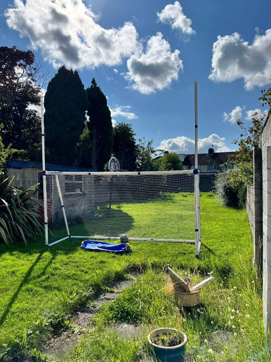 Outdoor Sports Gaelic Football Posts for kids - Image 1