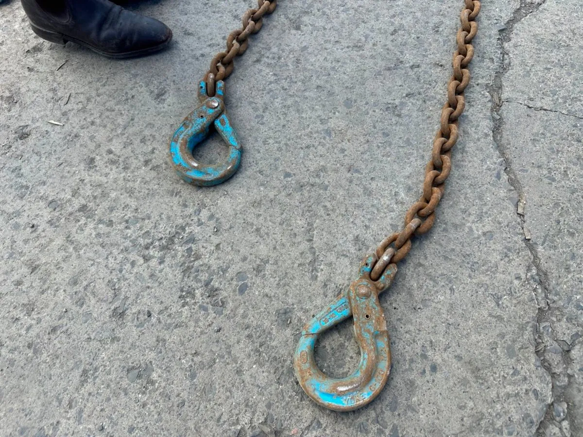 7.5 Metre ...14.1 ton ...lifting chains 4 LEG ... - Image 3