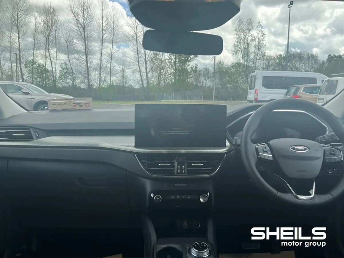 Ford Kuga 2.5 Duratec 225PS Phev Titanium Auto - Image 3